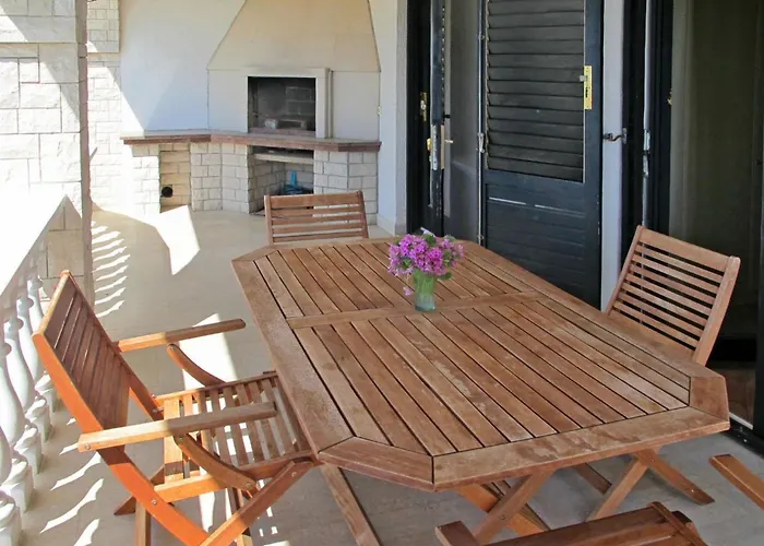 Apartment Ursa By Interhome *