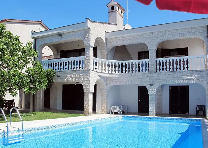 Ursa By Interhome Lejlighed